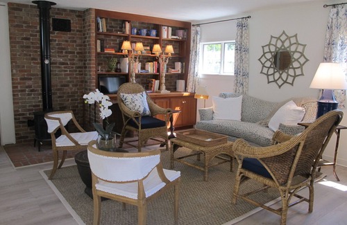 Mystic - New London Cottage | Mystic & Historic Stonington, Chic Guest Cottage Great location, quiet & private