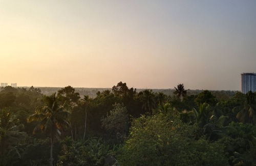 Veliyathunadu Apartment | Mystic River - Wake up where the river sings. Full river view Apartment