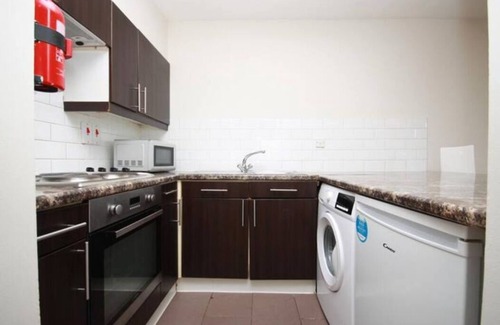 East Acton Apartment | N.Acton QUIET COSY 1 BED-PRIVATE FREE PARKING