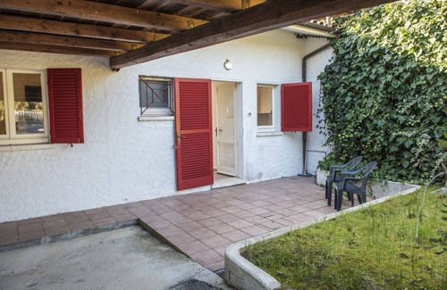 Villaggio Taunus Apartment | N082 - Numana, villa with right garden