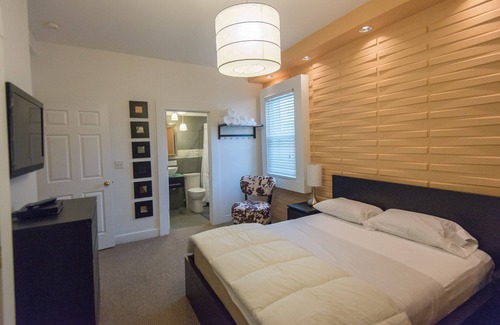 Norwood Apartment | N2 - Beautiful Extended Stay Apartment 1 bedroom central location