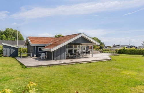 Horsens House | "Nahele" - 150m from the sea by Interhome