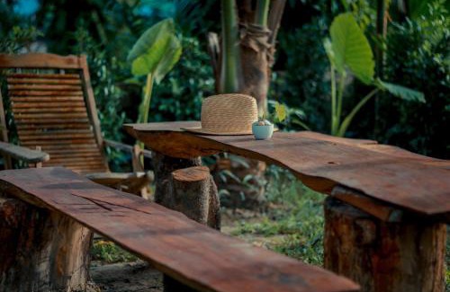 Khanom House | Naibaan Bed and Cafe