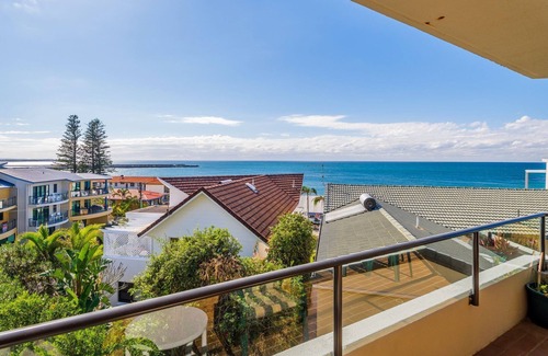 Yamba Apartment | Namanula Unit 6 | Ocean Views without the Price Tag