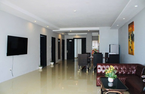 Thang Tam Apartment | Nancy seaview back beach condotel cozzy and huge apartment