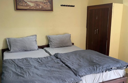Srinagar Colony Hotel | Nandini Guest House