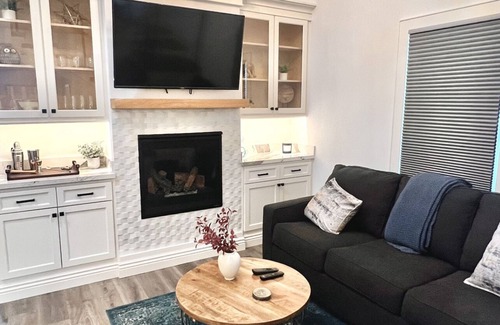 Napa House | Napa Valley Modern Bungalow
