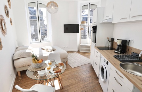 Pontivy Apartment | Napoléon Gare n°4★ Studio ★ Lumineux ★ ByLocly