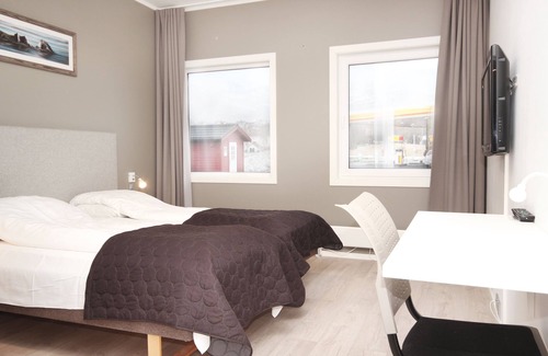 Sandnessjoen Hotel | Napoli resturant & Hotell