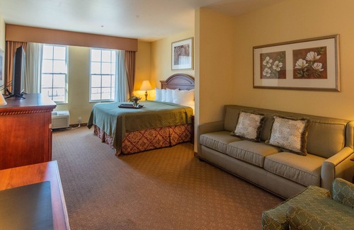 Natchez Hotel | Natchez Grand Hotel & Suites On the River