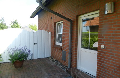 Wulfen Apartment | Natural beach - surf - riding and golf vacation home