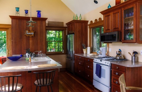 Mill Run House | Natural Beauty With Luxury Accommodations