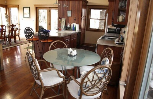 Mill Run House | Natural Beauty With Luxury Accommodations