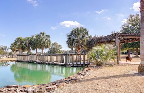 Williston Apartment | Nature Coast Hideaway w/Deck on 5 Acres