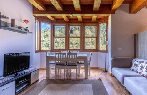 Otanes Apartment | Nature Getaway with Parking – 10 Mins to Castro-Urdiales, Near Beaches and Hiking Trails