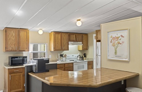 Greenville - Spartanburg House | Nature-Lover's 3BR Haven: Pets, Ping Pong, Serene