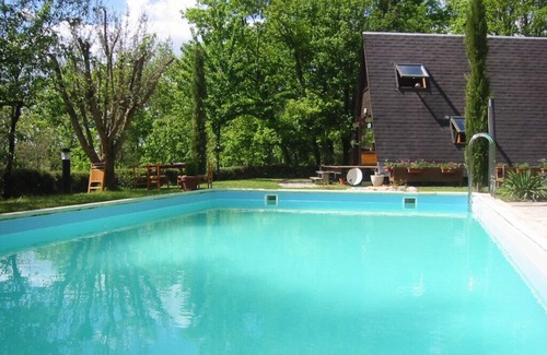 Sagelat Ski Chalet | Nature lovers chalet nestled in the heart of Perigord with heated pool