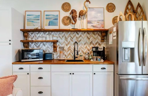 Midway Apartment | Nature Lovers Escape Waterfront Pool Dock Sunsets Fishing Kayaking Savannah