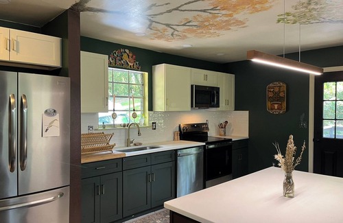 Crestline Heights House | Nature-Themed Mountain Hideaway in the Magic City!