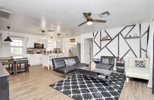 Fresno House | Natured Relax Retreat Sleeps11 Super HighSpeedWifi