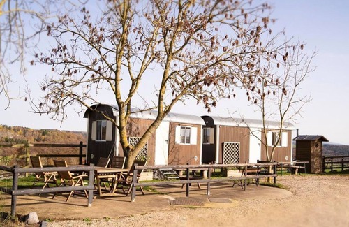 Blankenheim Apartment | Naturerlebnis Bauwagen - Heinrichshof - Wohn-bauwagen bis 4 Pers