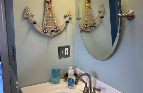 Warwick Apartment | Nautical, romantic suite w/deck overlooking Warwick Neck Cove, pet-friendly!