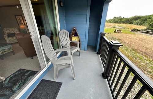 Ocean Shores House | Nautilus # 108 - Ocean Front Condos