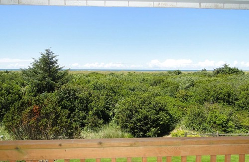 Ocean Shores House | Nautilus # 202 - Ocean Front Condos
