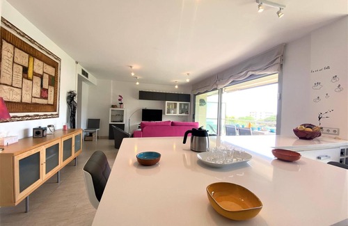 Sant Feliu de Guixols Apartment | Nautilus apartment with community pool, wifi, air conditioning.