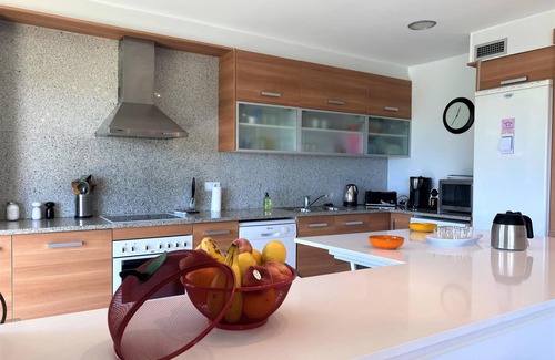 Sant Feliu de Guixols Apartment | Nautilus apartment with community pool, wifi, air conditioning.