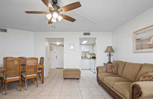 Flagler Beach Condo | Nautilus Sunset Escape | Flagler Beach | Intracoastal Water Views | Beach | Pool | Tennis
