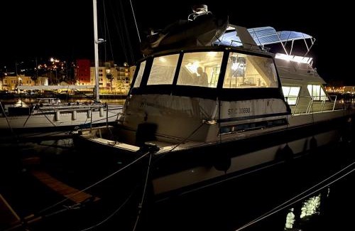 Sete Boat Rental | Navi Yacht à Sète, 2 à 8 couchages, privatif