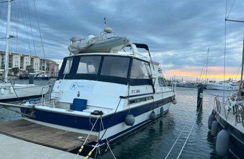 Sete Boat Rental | Navi Yacht à Sète, 2 à 8 couchages, privatif