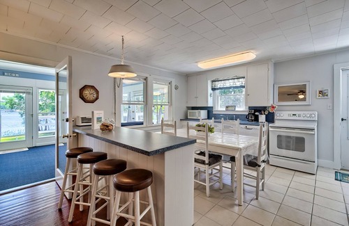 Liberty Hill House | nBeaver Creek Bungalow- Boat Ramp/Dock, WiFi, Single Level