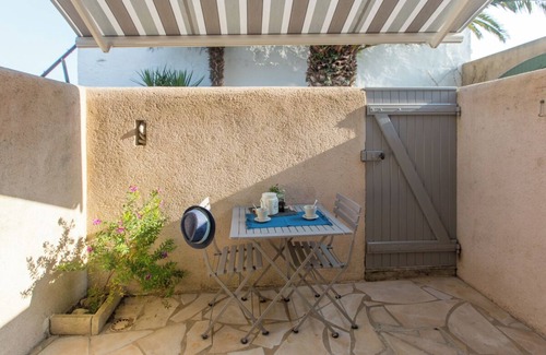 La Flotte House | N°8 - The Diamond Tern