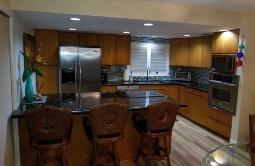 Islamorada House | NEW POOL * Waterfront Paradise with Amazing Sunsets on Beach*