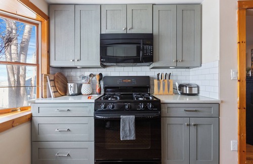 Weymouth House | Near Boston - Home Theater - Game room - Peloton