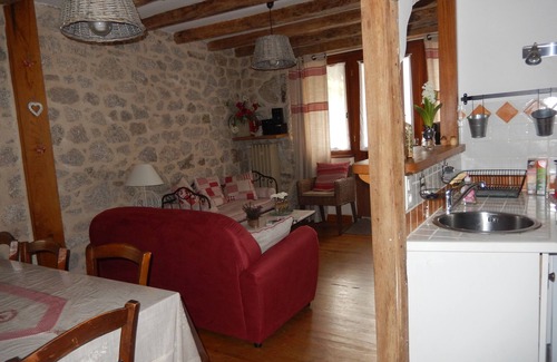 Espeyrac House | Near CONQUES ET D'ESTAING Gîte les hirondelles