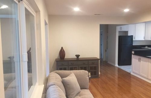 Los Altos House | Near CSULB, 5 miles to the beach & 9 to Disneyland