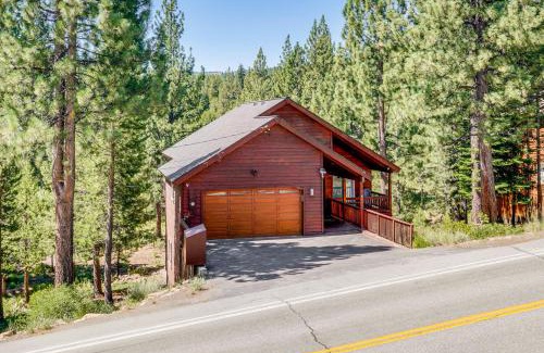 Truckee House | Near Downhill Ski Resort! Hot Tub Haven in Truckee