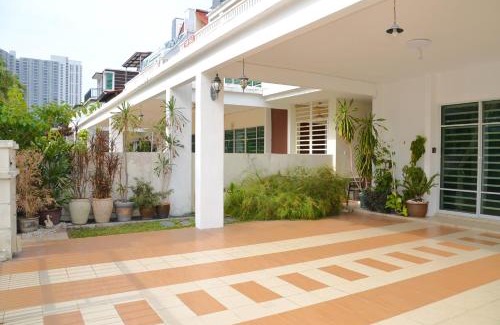Seri Tanjung Pinang House | Near Gurney 3-Storey Event Hse by Felice Homestay