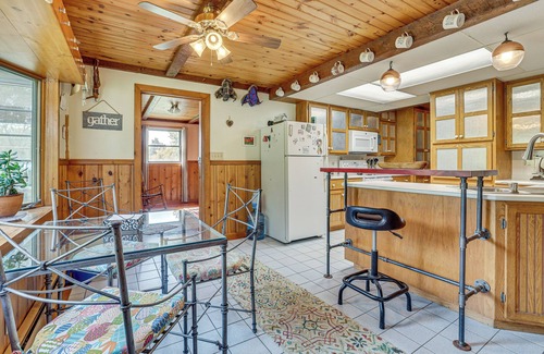 Eastman Cabin | Near Mississippi River! Countryside Family Retreat