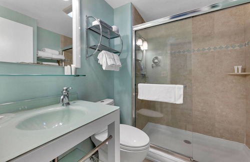 Redevelopment Area House | Near Shopping District! Comfortable Unit with Heated Pool, Hot Tub & Parking!