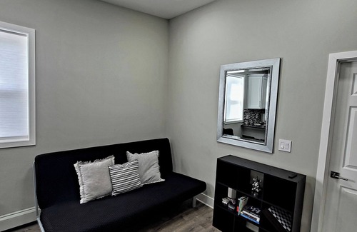 Union City Apartment | Near Times Square 15 Min, Stylish 2BR/2BA Private Apt,+ FREE PARKING +Amenities