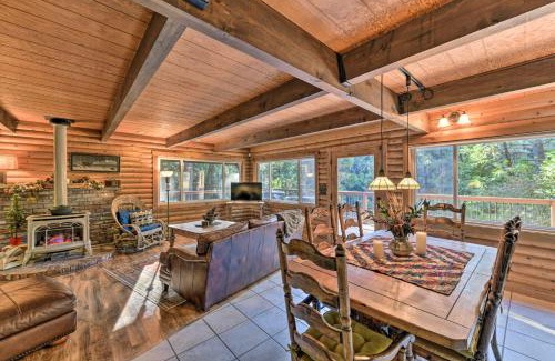 Pollock Pines House | Near Vineyards Cabin with Hot Tub in Pollock Pines!