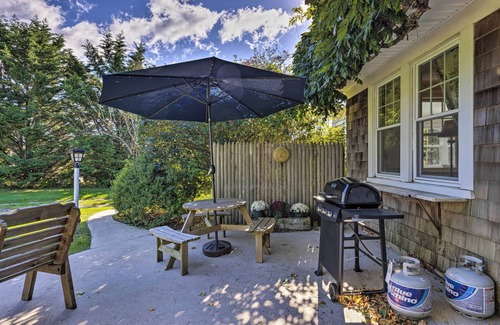 Cutchogue House | Near Wineries: Historic North Fork Farmhouse!