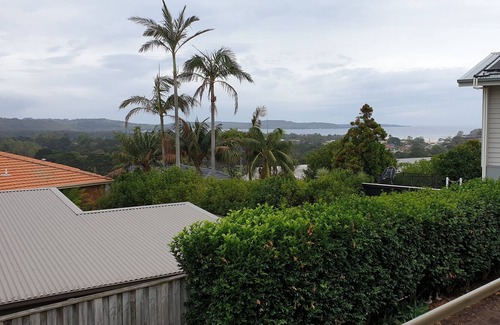 Kiama Downs House | Neat family home with lots to do at your door step with great view and air con