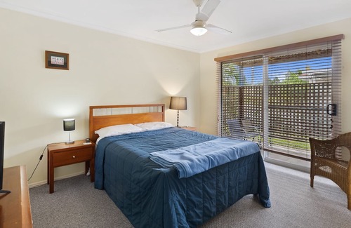Tin Can Bay House | Neat & Tidy Family Home
