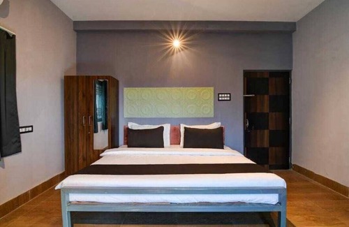 Bhubaneshwar Hotel | Neatflix And Chill 02