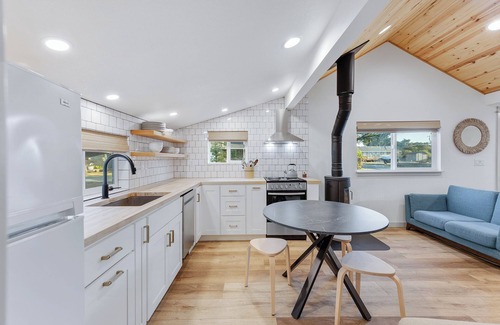Rockaway Beach Cottage | Nedonna Beach Cottage 2 Miles North of Rockaway Beach Cozy Coastal Stay